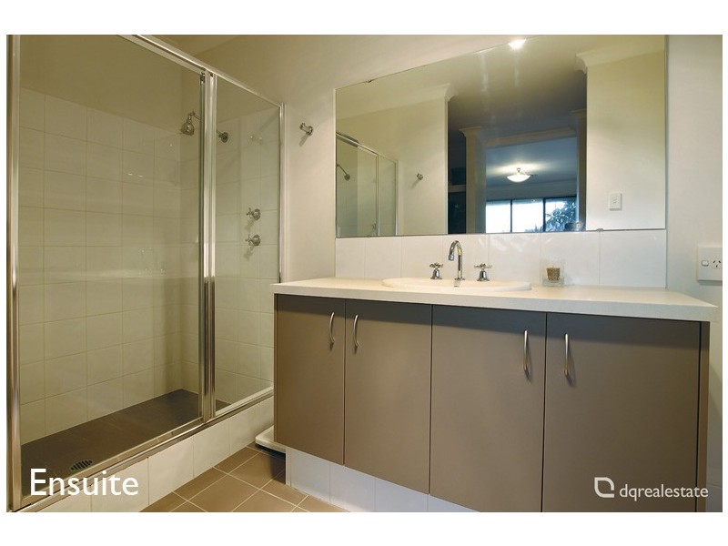 18 Bingarra Crescent, Tapping WA 6065