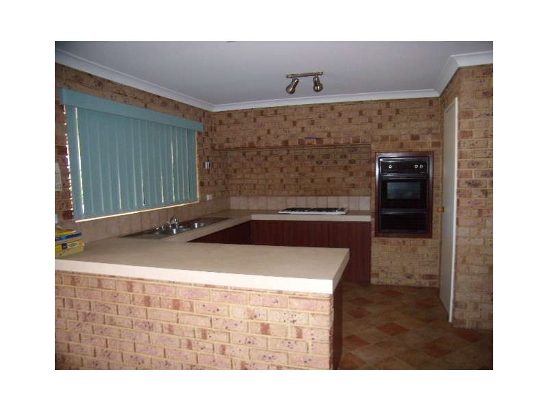 8 Crew Court, Ocean Reef WA 6027