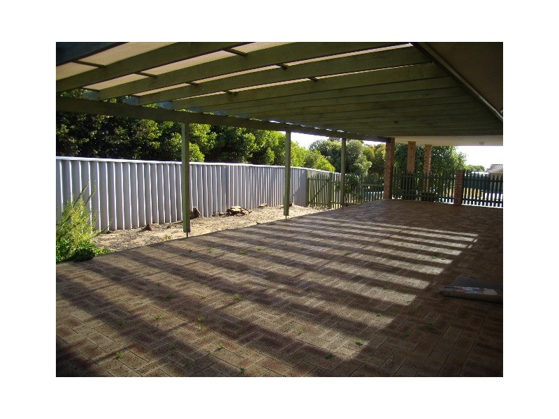 8 Crew Court, Ocean Reef WA 6027