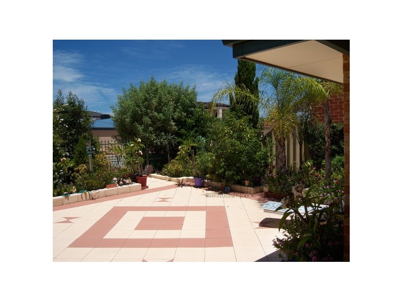 27 Lancely Way, Mirrabooka WA 6061