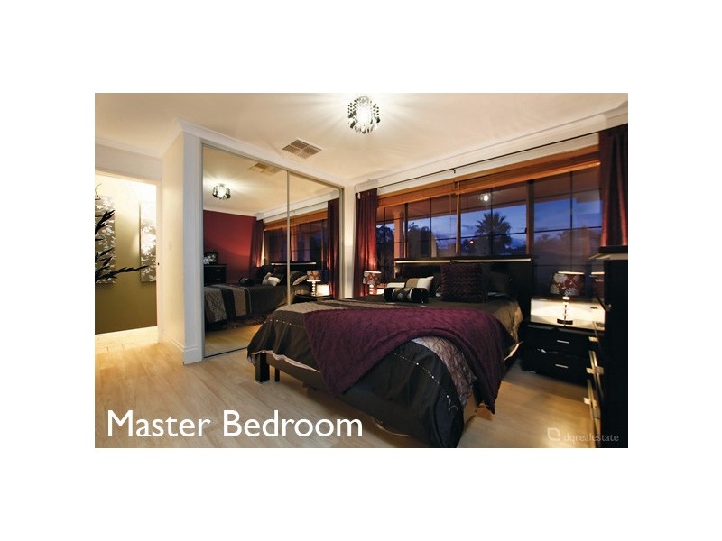 106 Trailwood Drive, Woodvale WA 6026