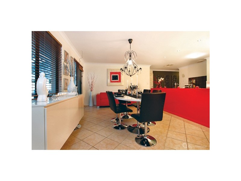 106 Trailwood Drive, Woodvale WA 6026