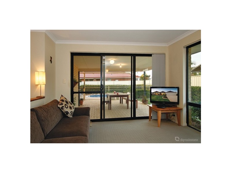 6 Sandilands Cct, Tapping WA 6065