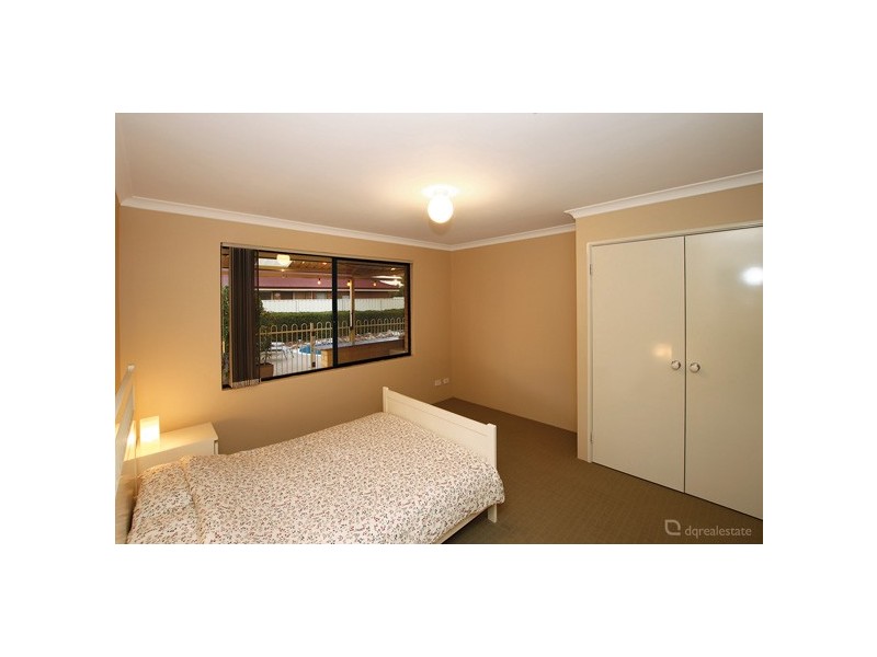 6 Sandilands Cct, Tapping WA 6065