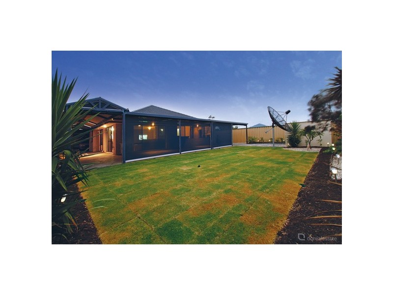 18 Cezanne Bend, Ashby WA 6065