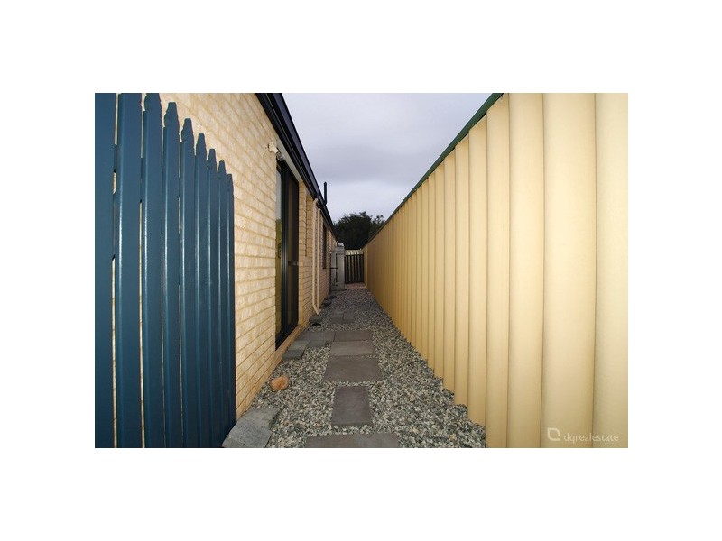 18 Cezanne Bend, Ashby WA 6065