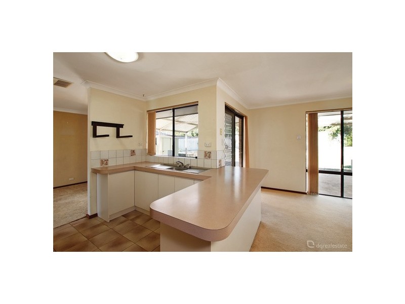 17 Larkspur Place, Heathridge WA 6027