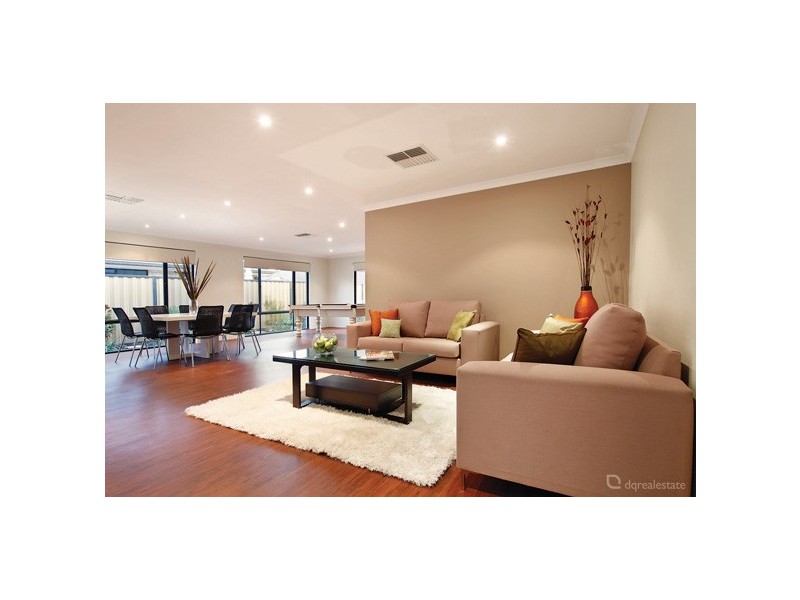 24 Goshawk Street, Tapping WA 6065