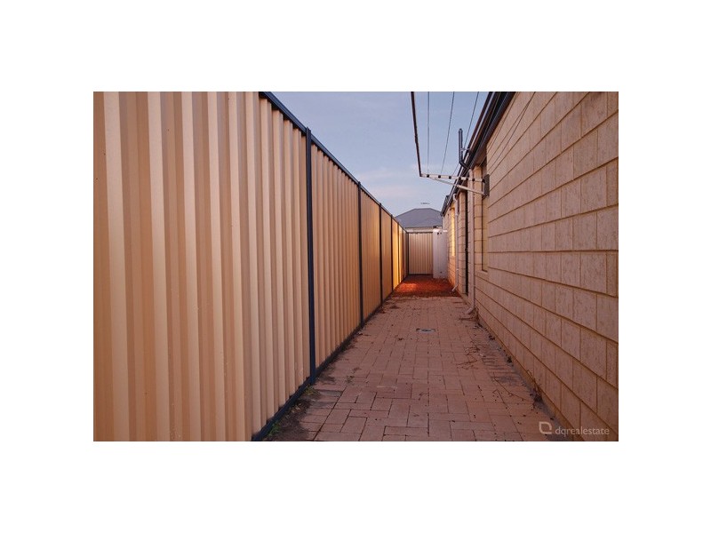 24 Goshawk Street, Tapping WA 6065