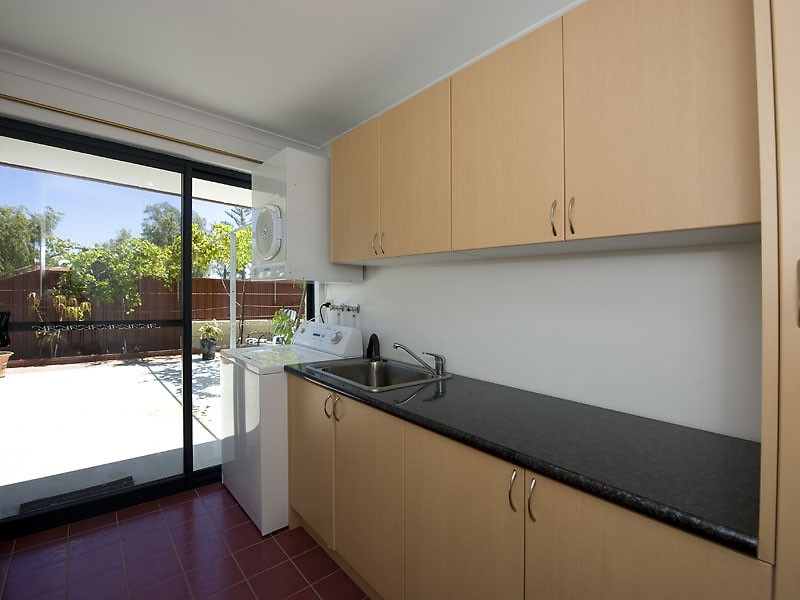 8 Parham Road, Quinns Rocks WA 6030