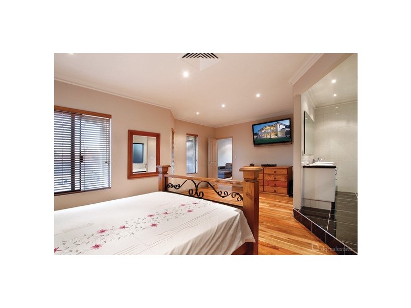 54A Elsegood Street, Dianella WA 6059