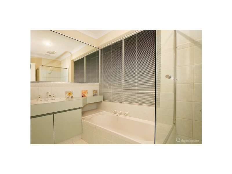 5 Buvelot Place, Woodvale WA 6026