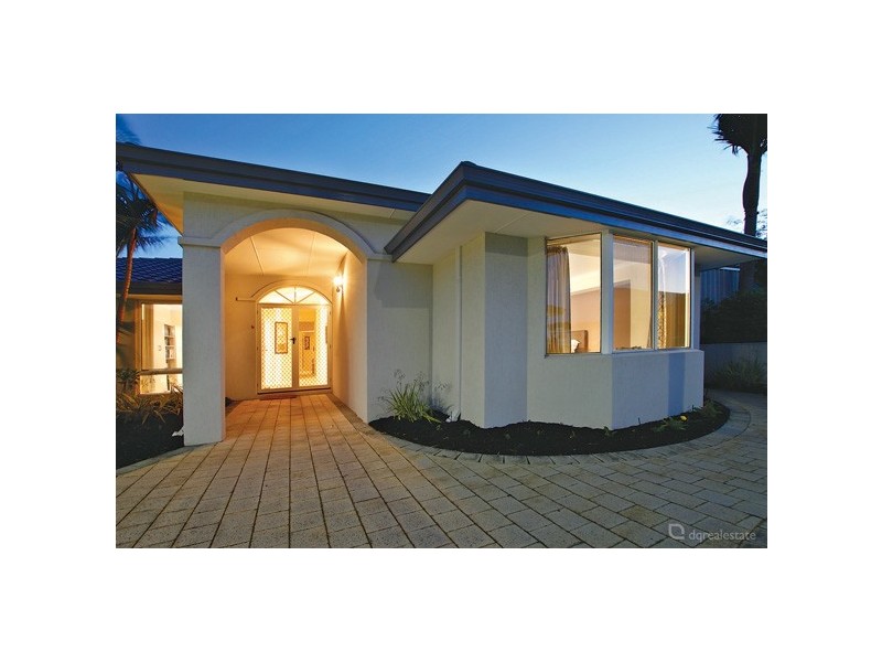 5 Buvelot Place, Woodvale WA 6026