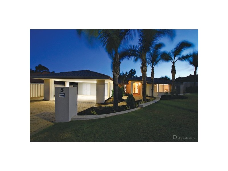 5 Buvelot Place, Woodvale WA 6026