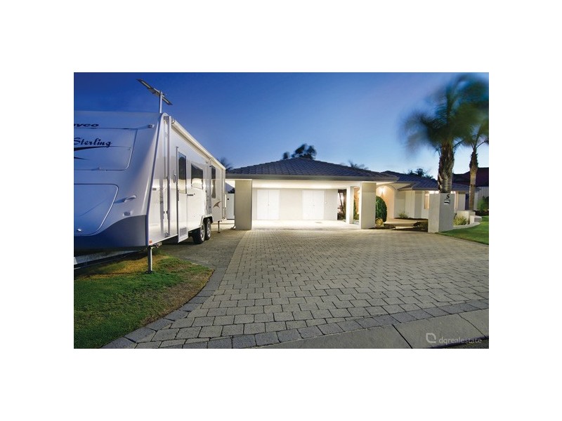 5 Buvelot Place, Woodvale WA 6026