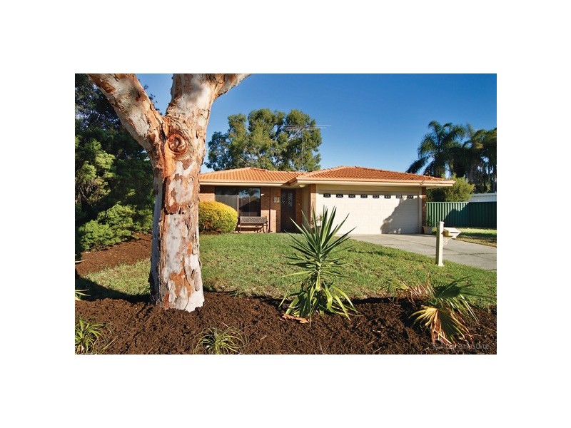 9 Dimitrios Court, Hocking WA 6065