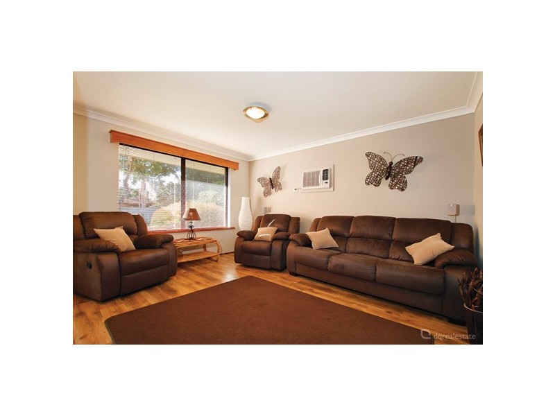 9 Dimitrios Court, Hocking WA 6065