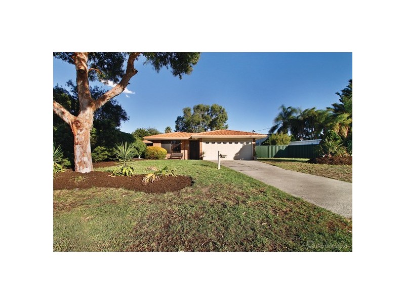 9 Dimitrios Court, Hocking WA 6065