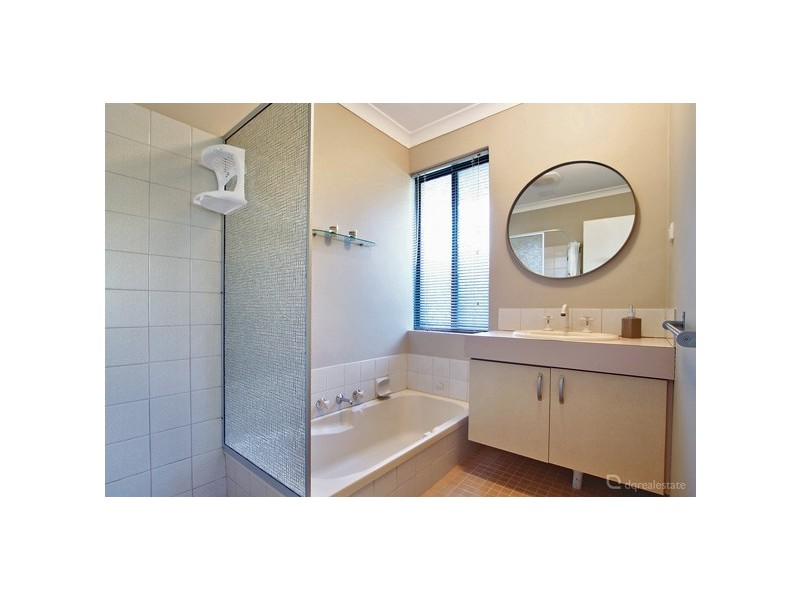 9 Dimitrios Court, Hocking WA 6065