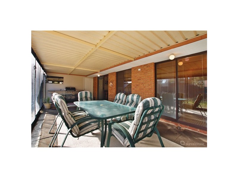 9 Dimitrios Court, Hocking WA 6065