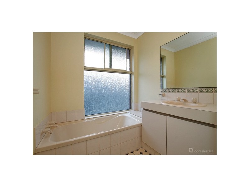 62 Cadoux Loop, Hocking WA 6065