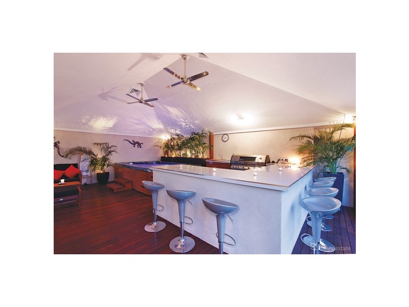 21 Goshawk Street, Tapping WA 6065