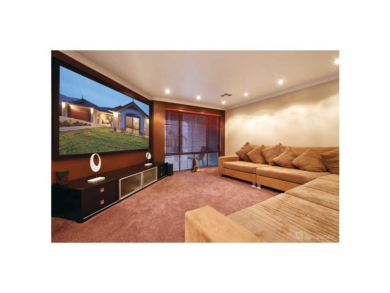 21 Goshawk Street, Tapping WA 6065