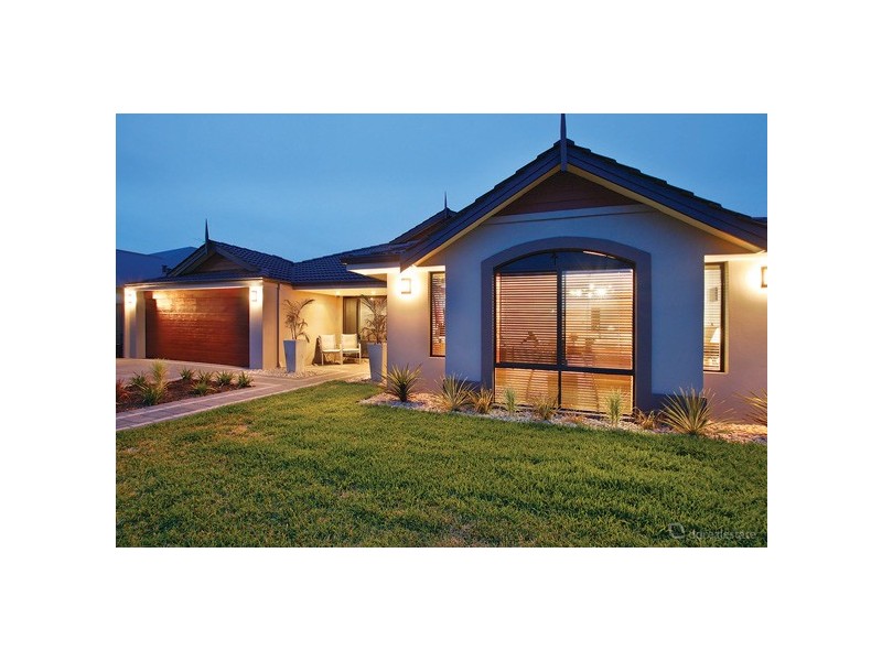 21 Goshawk Street, Tapping WA 6065