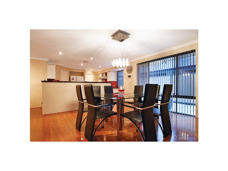 21 Goshawk Street, Tapping WA 6065