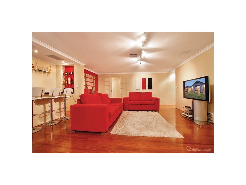 21 Goshawk Street, Tapping WA 6065