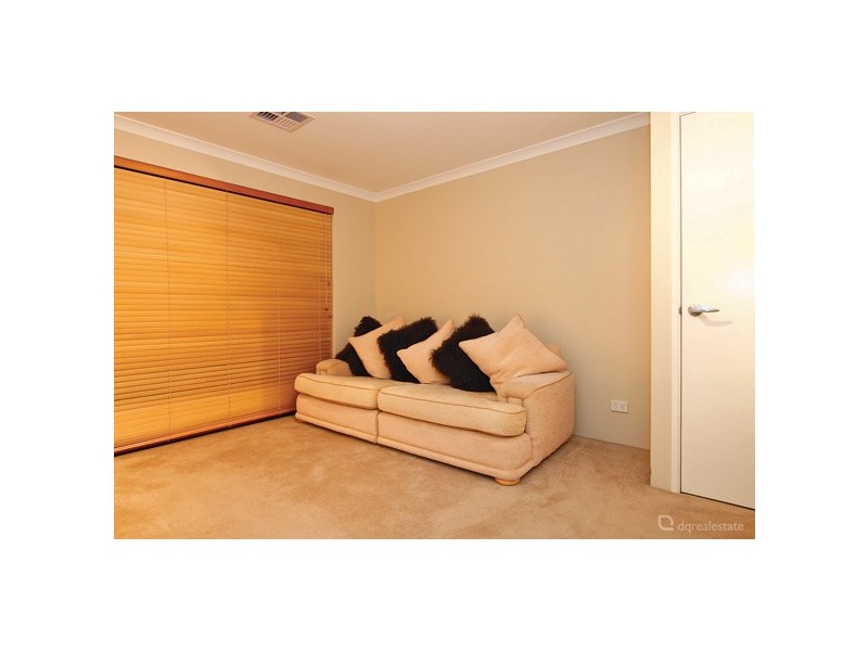 21 Goshawk Street, Tapping WA 6065