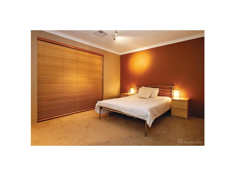 21 Goshawk Street, Tapping WA 6065