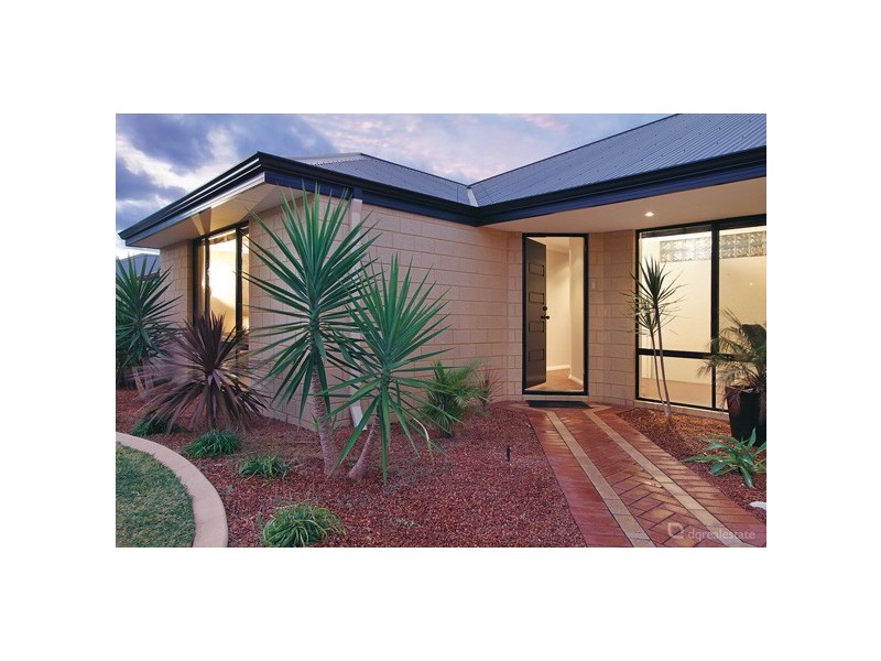 17 Tortorici Avenue, Sinagra WA 6065