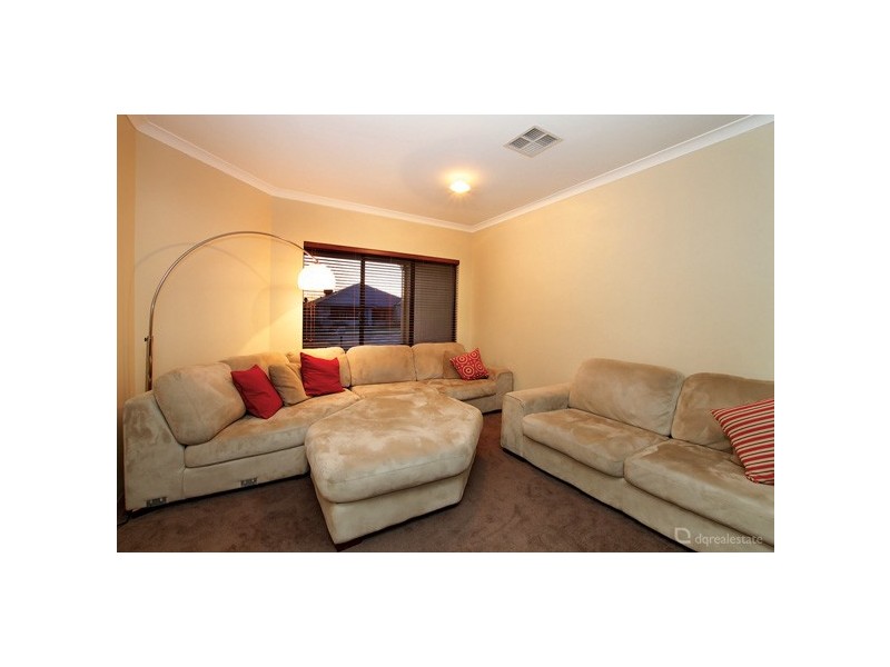 6 Naismith Road, Tapping WA 6065