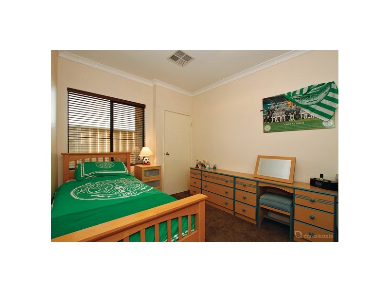 6 Naismith Road, Tapping WA 6065