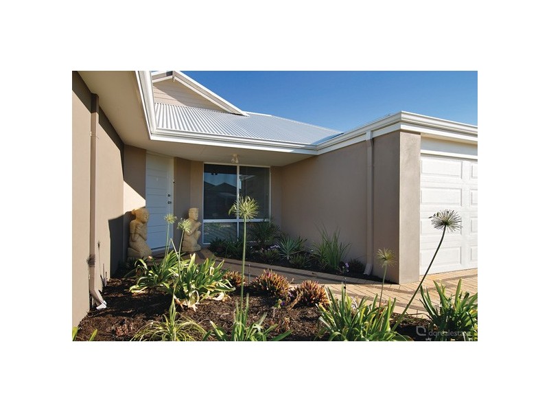 1 Bittern Street, Tapping WA 6065