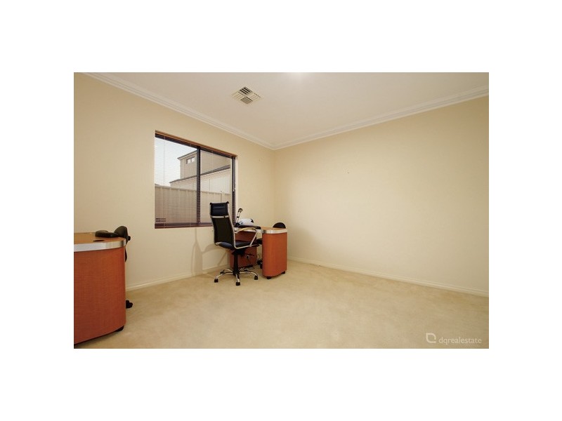 21 Boddington Circuit, Dianella WA 6059