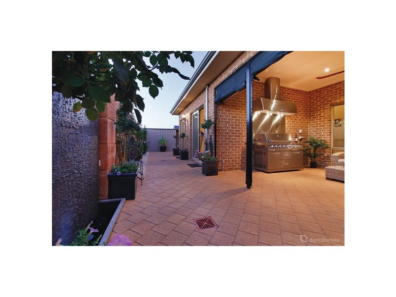 55 Belvoir Parkway, Darch WA 6065