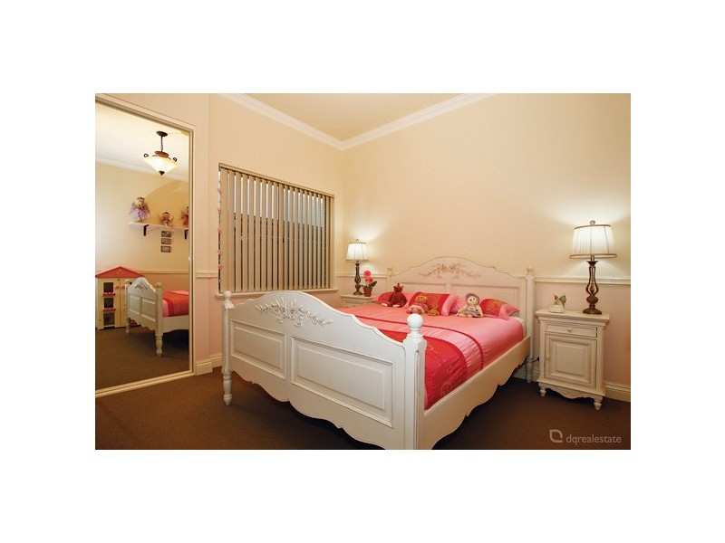 55 Belvoir Parkway, Darch WA 6065