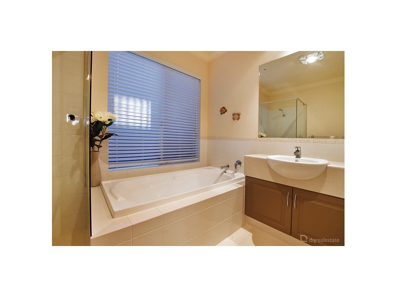 55 Belvoir Parkway, Darch WA 6065