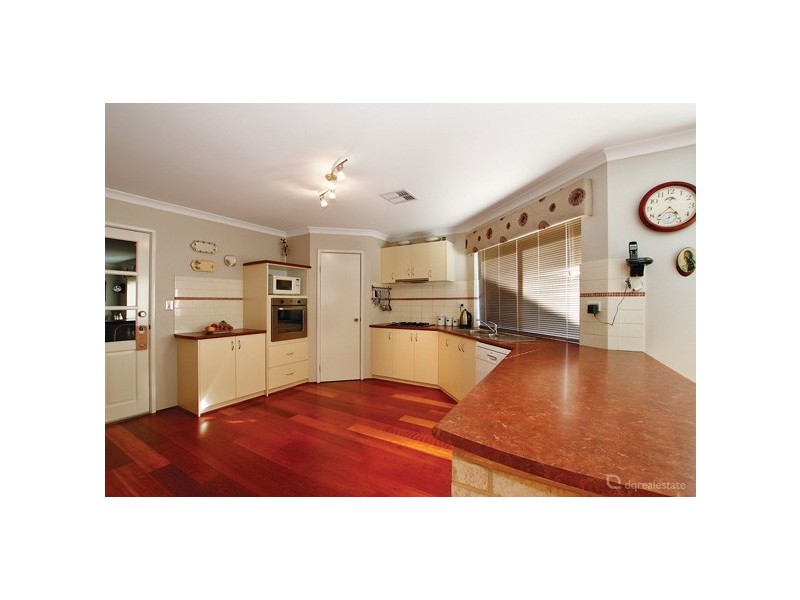 19 Bonannella Entrance, Sinagra WA 6065