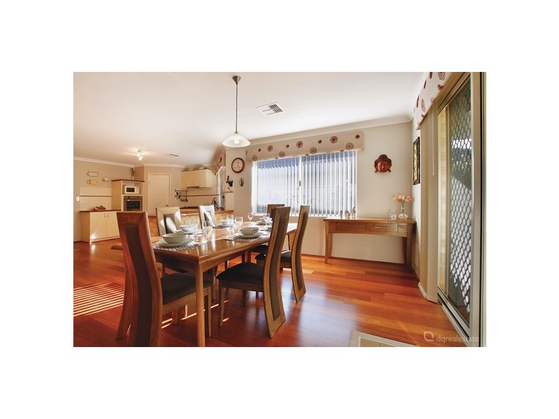 19 Bonannella Entrance, Sinagra WA 6065