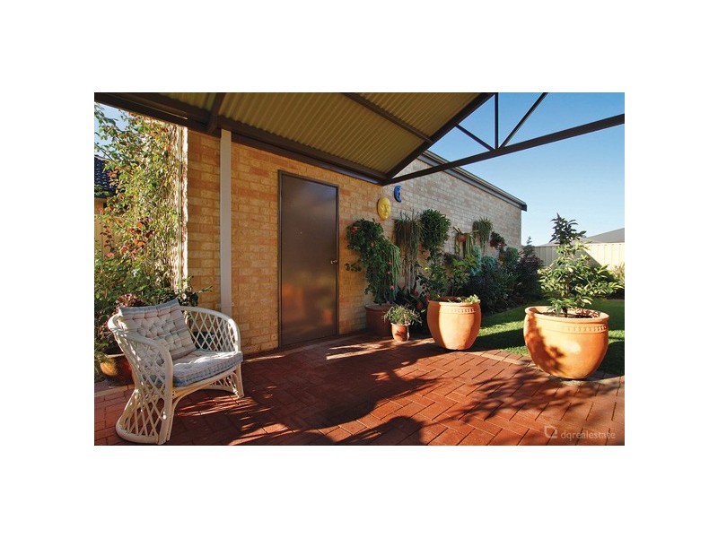 19 Bonannella Entrance, Sinagra WA 6065