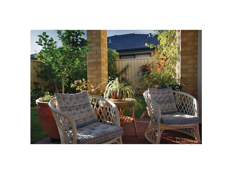 19 Bonannella Entrance, Sinagra WA 6065