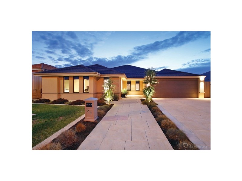 24 Crosthwait Circle, Tapping WA 6065