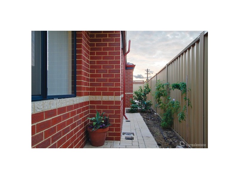 45B Wattle Mews, Hocking WA 6065
