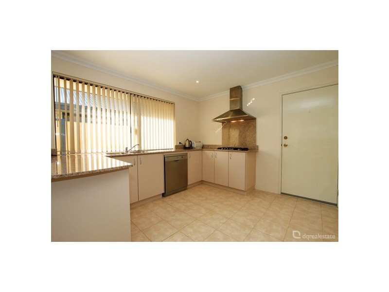 16 Goshawk Street, Tapping WA 6065