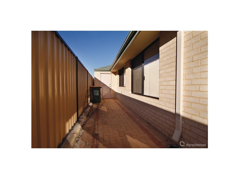 16 Goshawk Street, Tapping WA 6065