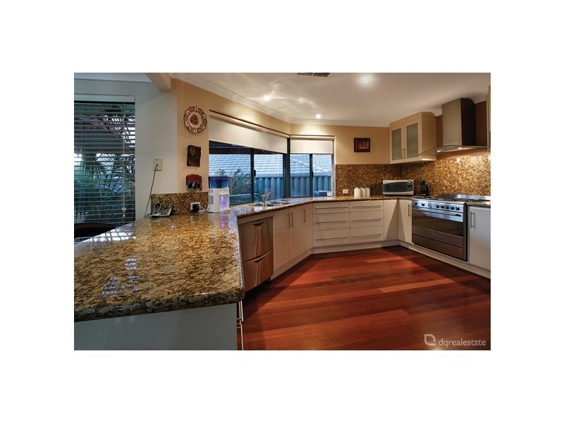 18 Shalimar Rise, Currambine WA 6028