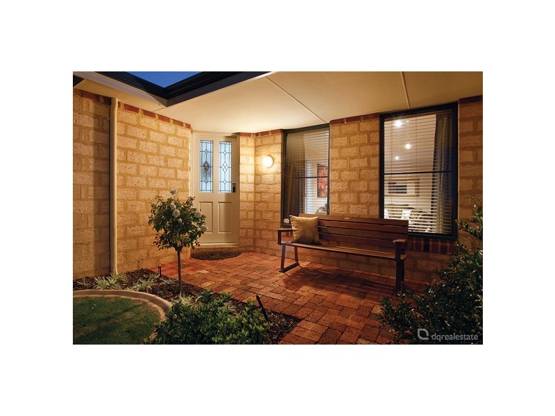18 Shalimar Rise, Currambine WA 6028